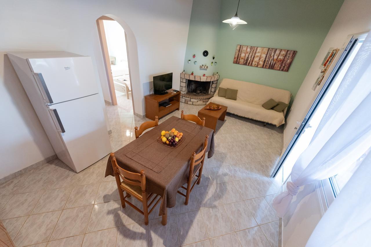 Villa Tasos Koutsoubos Koróni 外观 照片