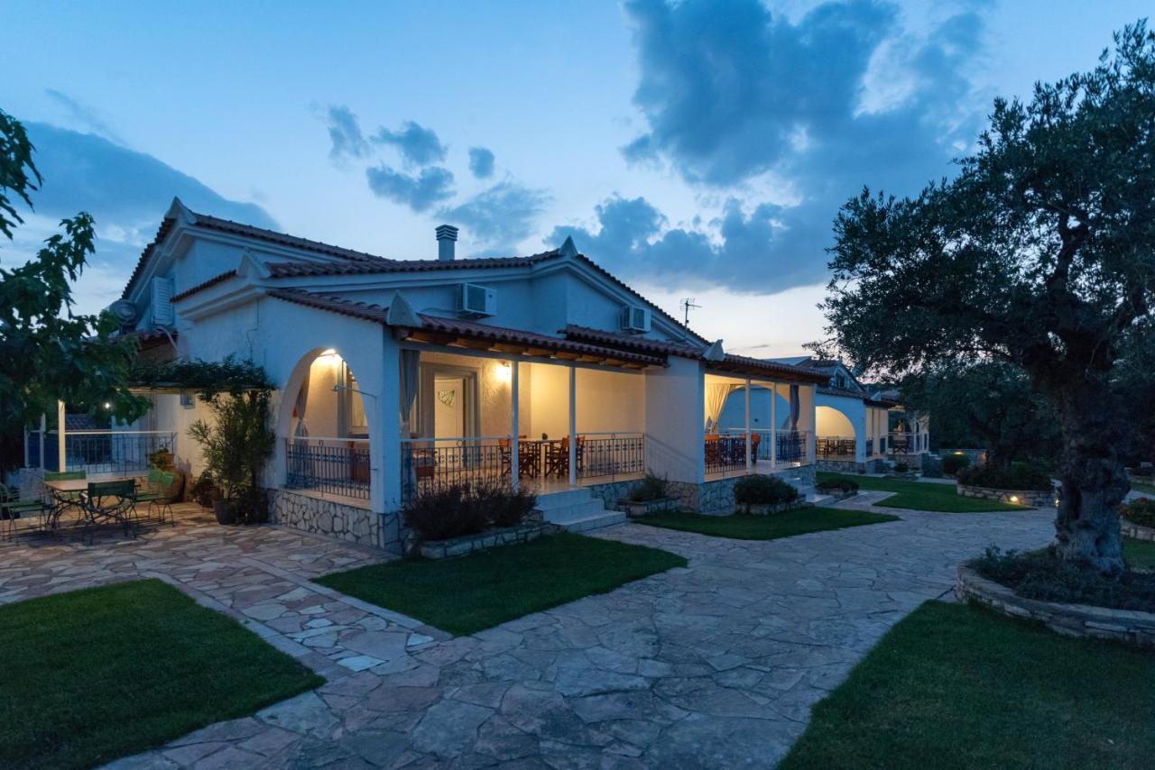 Villa Tasos Koutsoubos Koróni 外观 照片