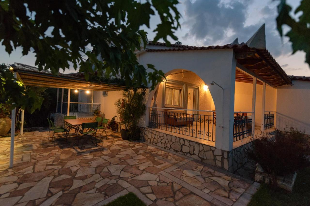 Villa Tasos Koutsoubos Koróni 外观 照片