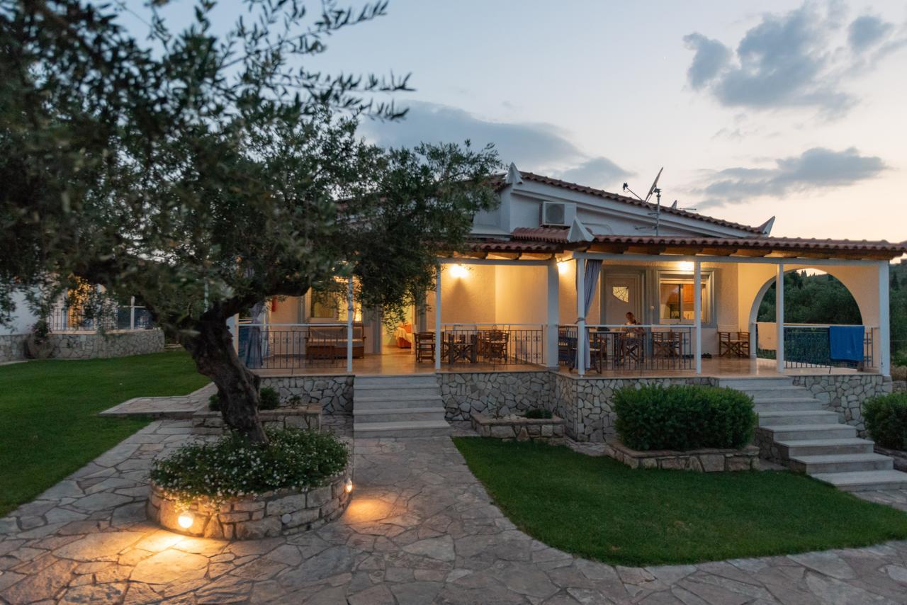Villa Tasos Koutsoubos Koróni 外观 照片