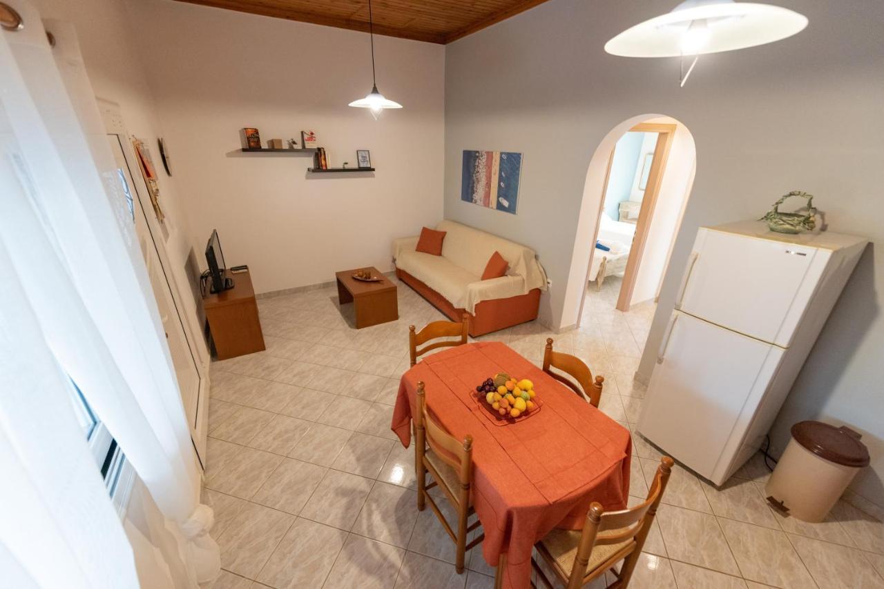 Villa Tasos Koutsoubos Koróni 外观 照片